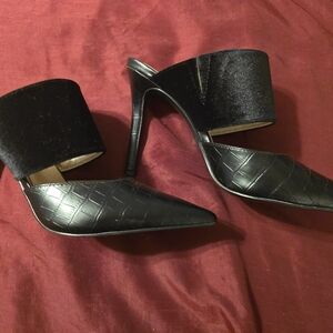 Elegant Black Women's Heels Sz 8